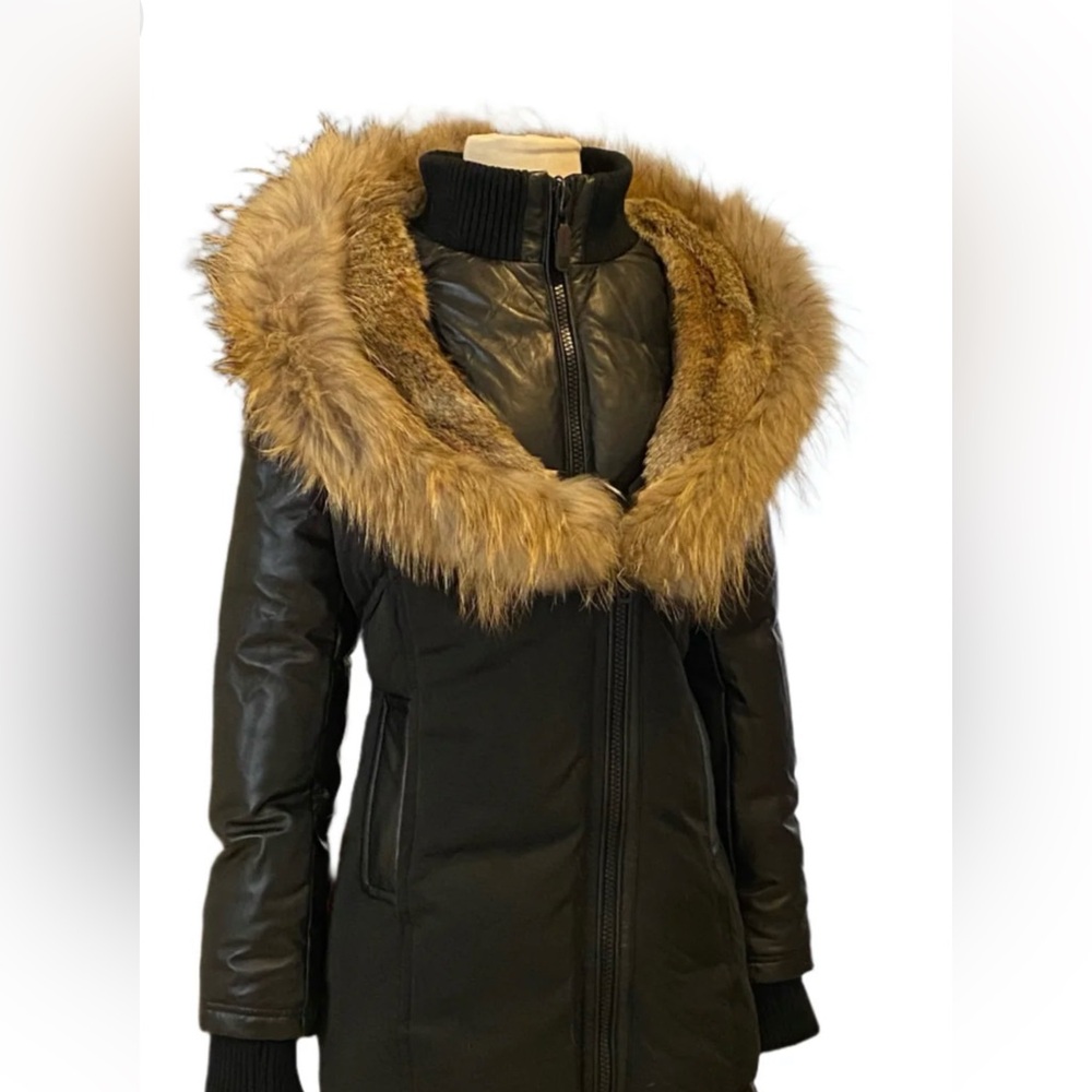 NWOT Women's Black Puffer Jacket Real Fur and Leather Sleeves